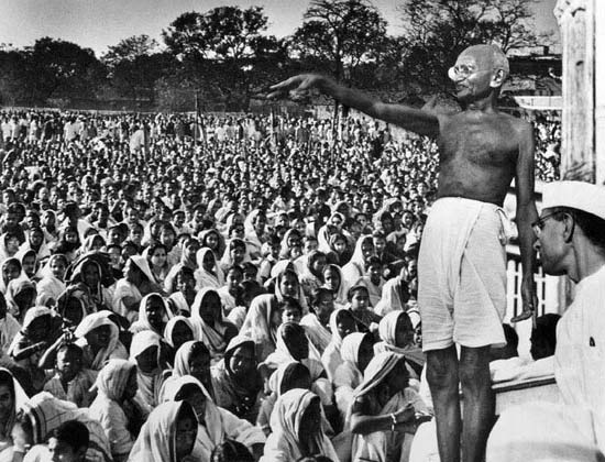 Mahatma Gandhi - az erőszakmentesség apostola